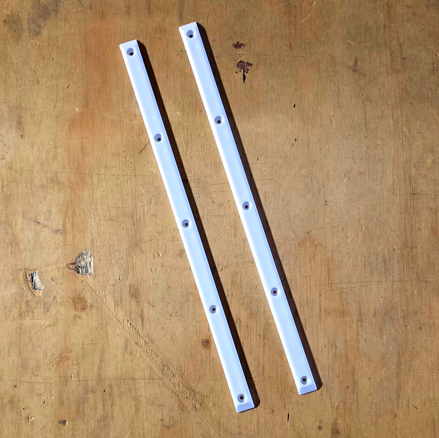Big Top - Rails (White)