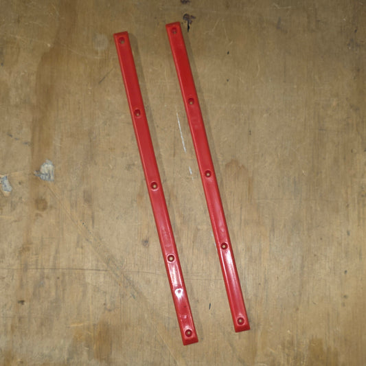 Big Top - Rails (Red)